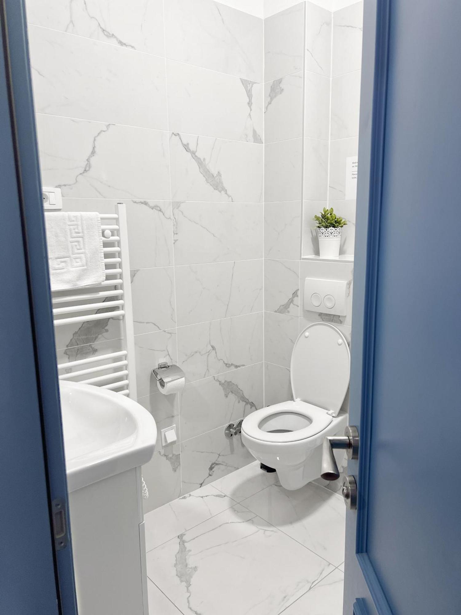 Centrum Luxury Guest house 4*